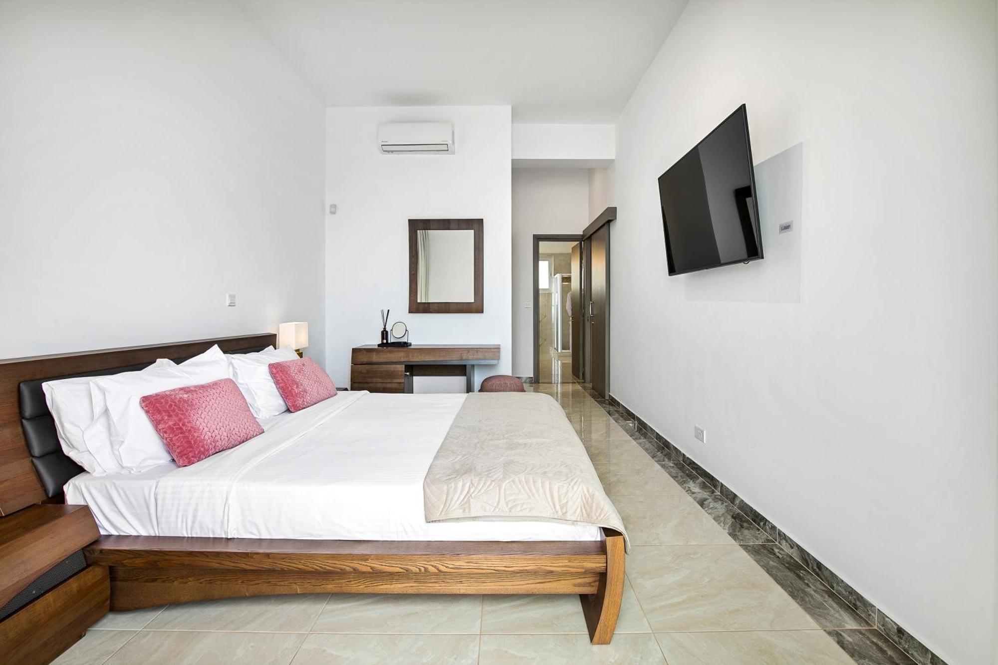Villa Olymp Luxury D - Luxury Escape With Direct Access And Unique Sunsets Paphos