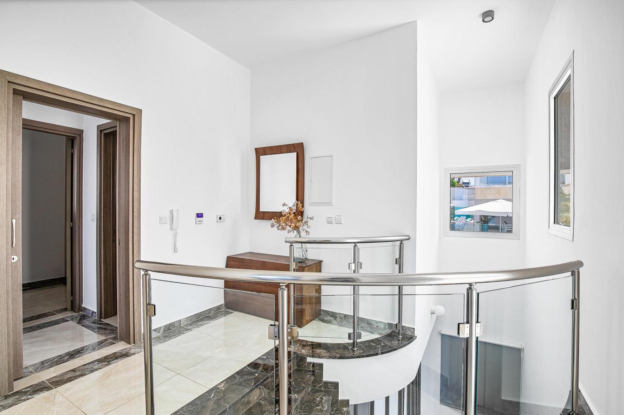 Olymp Luxury D - Luxury Escape With Direct Access And Unique Sunsets Villa Paphos